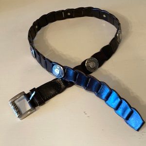 Women’s black leather concha belt